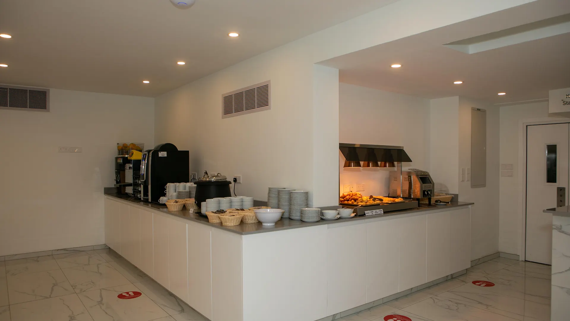 Best Western Plus Larco Hotel Larnaca